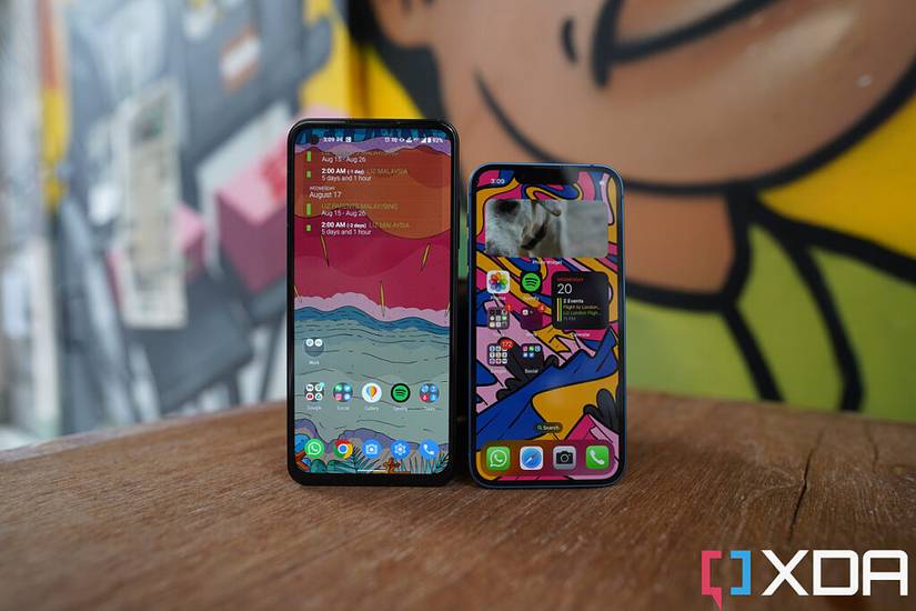 iphone 13 mini and asus zenfone 9