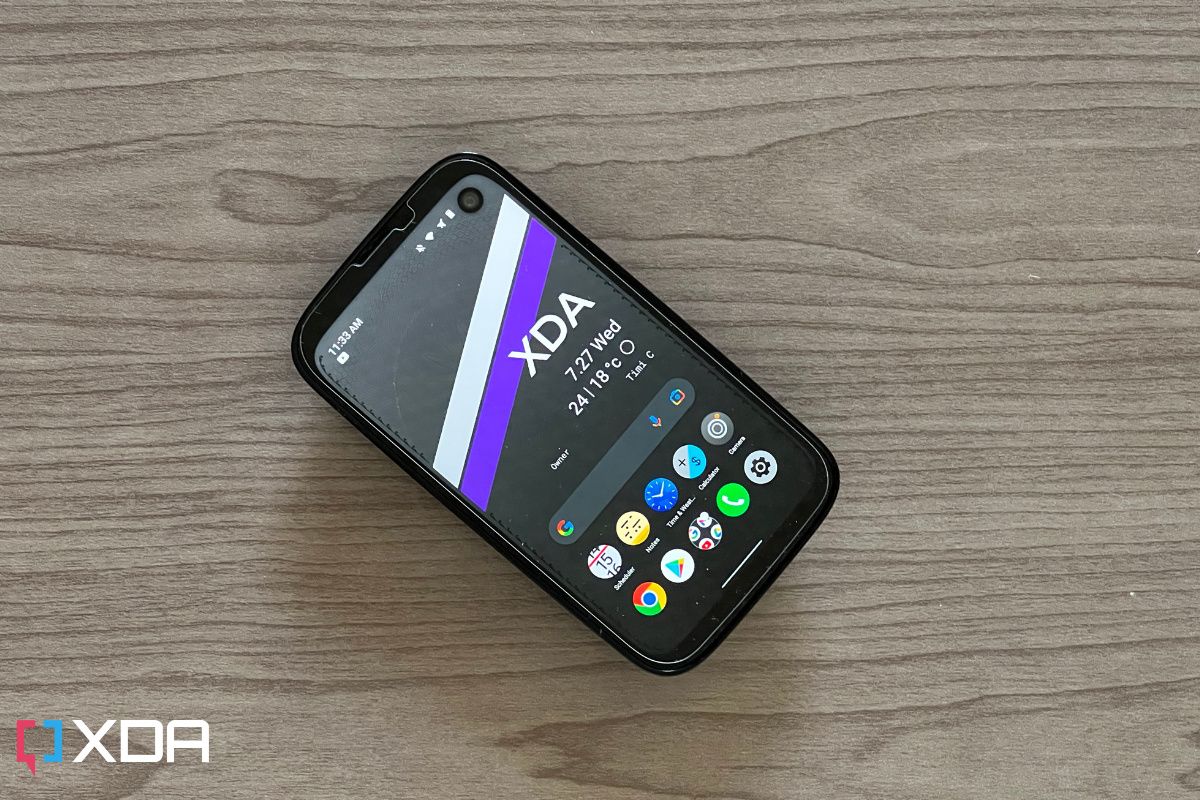 Balmuda Phone Review: A small Android phone that