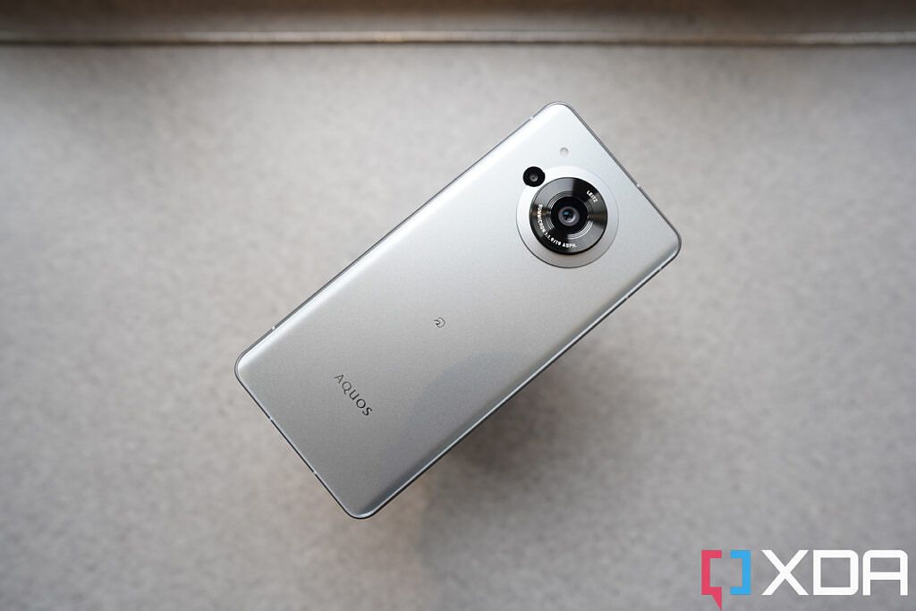 Sharp Aquos R7 Review: Ultra niche Japanese phone with a 1