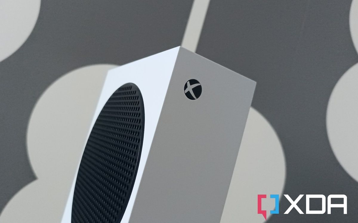 Xbox Series S console, focusing on the power button