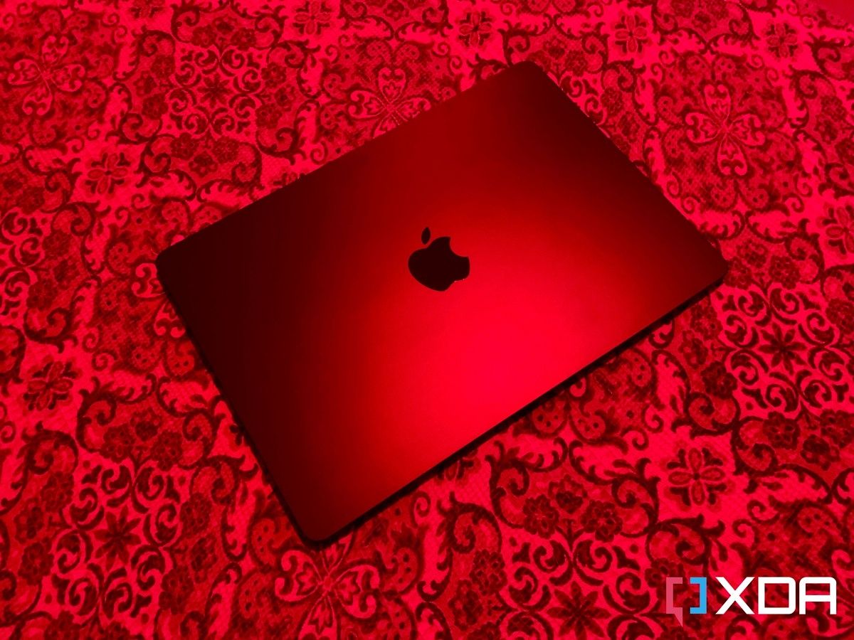 【美品】MacBook Air M2 Amazon.com: Apple 2022 MacBook Air with Apple M2 Chip, 13