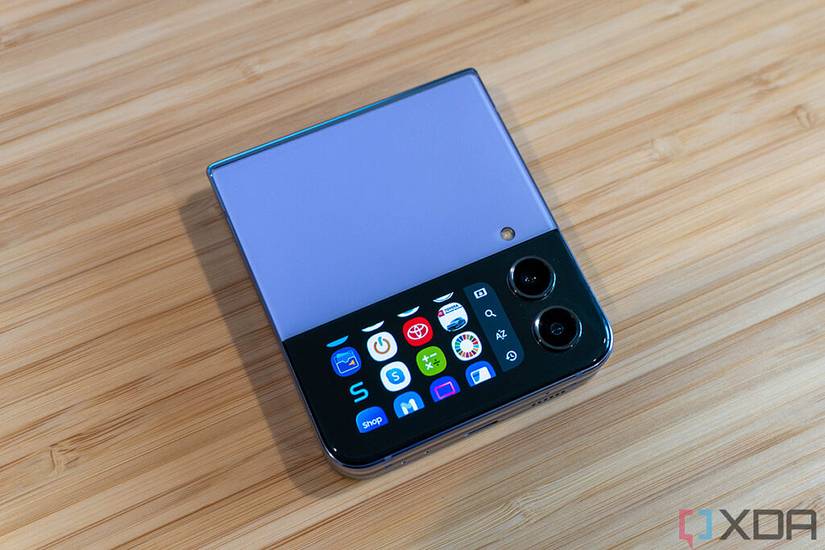 Samsung Galaxy Z Flip Review: It's a lifestyle