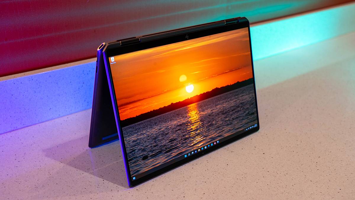 Angled view of HP Spectre x360 in tent mode