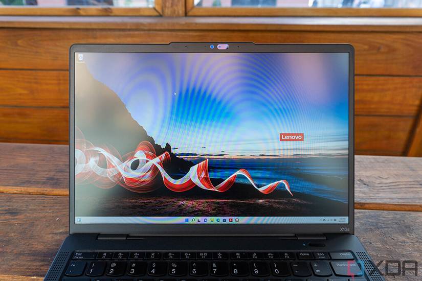 Close up of ThinkPad X13s display