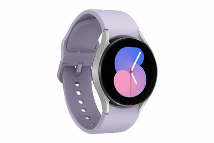 What colors does the Samsung Galaxy Watch 5 series come in?