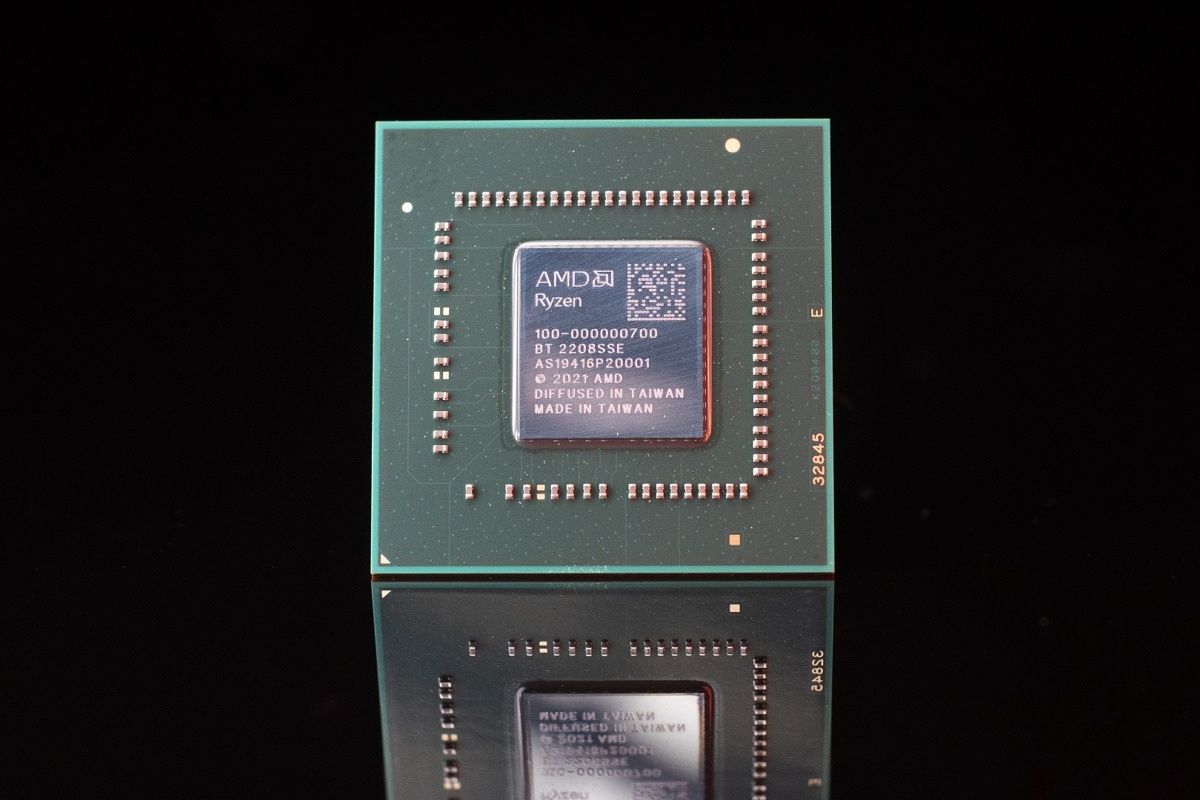 AMD unveils Zen 2-based Ryzen 7020 series 