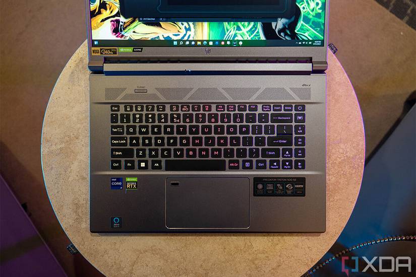 Top down view of Acer Predator Triton 500 SE keyboard