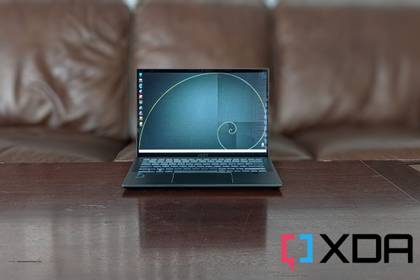 The MSI Summit E14 Flip Evo is a great Windows 2-in-1 with a lot of power under the hood and a really great design.