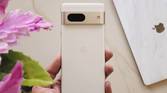 Pixel 7 in Snow White held in hand