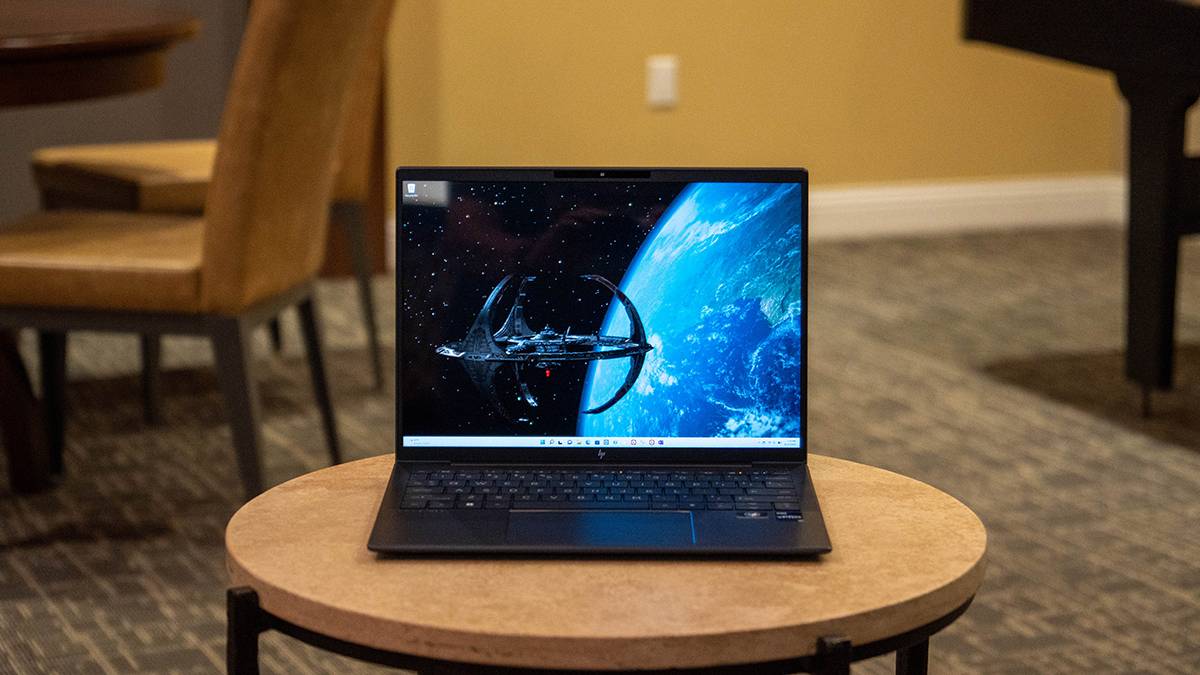 Front view of HP Elite Dragonfly G3