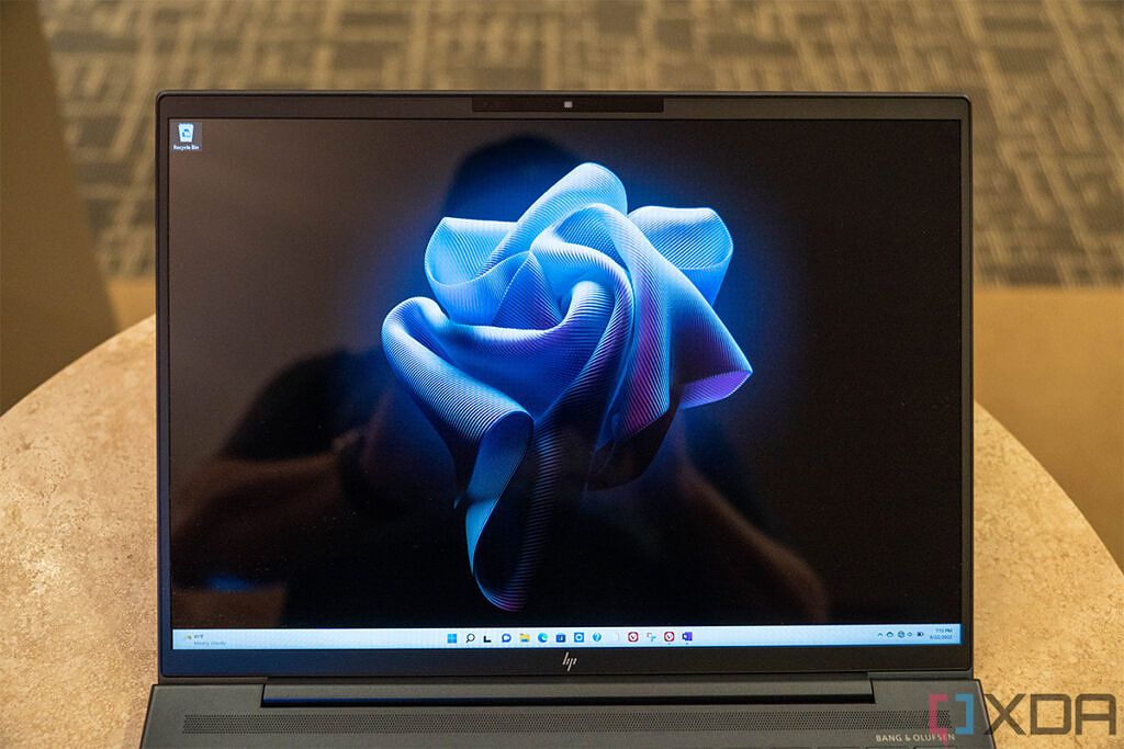 HP Elite Dragonfly G3 review: An ultralight and stylish business