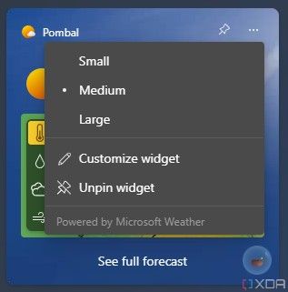 Windows 11 weather widget with dropdown menu open showing resizing and customization options