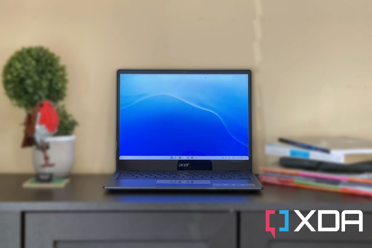 【4G LTE対応】美品Chromebook Spin 513 13.3型 Business DN'A｜製品情報｜CP513-1HL-N18Q