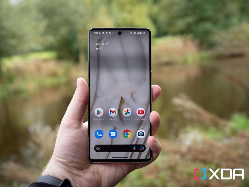 Google Pixel 7 Pro display