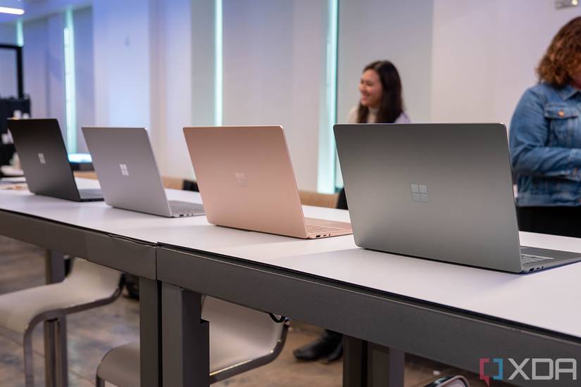 What configurations does the Surface Laptop 5 come in?