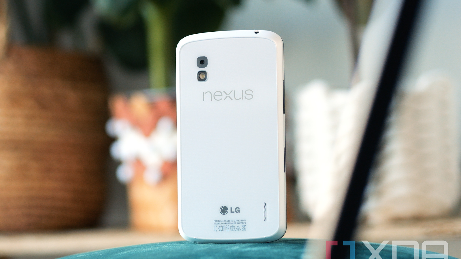 LG Electronics - SIMフリー NEXUS 4 LG-E960 ホワイト 16GB◆新品未開封◆ Google nexus 4 (LG-E960) 16GB White【海外版 SIMフリー】|中古