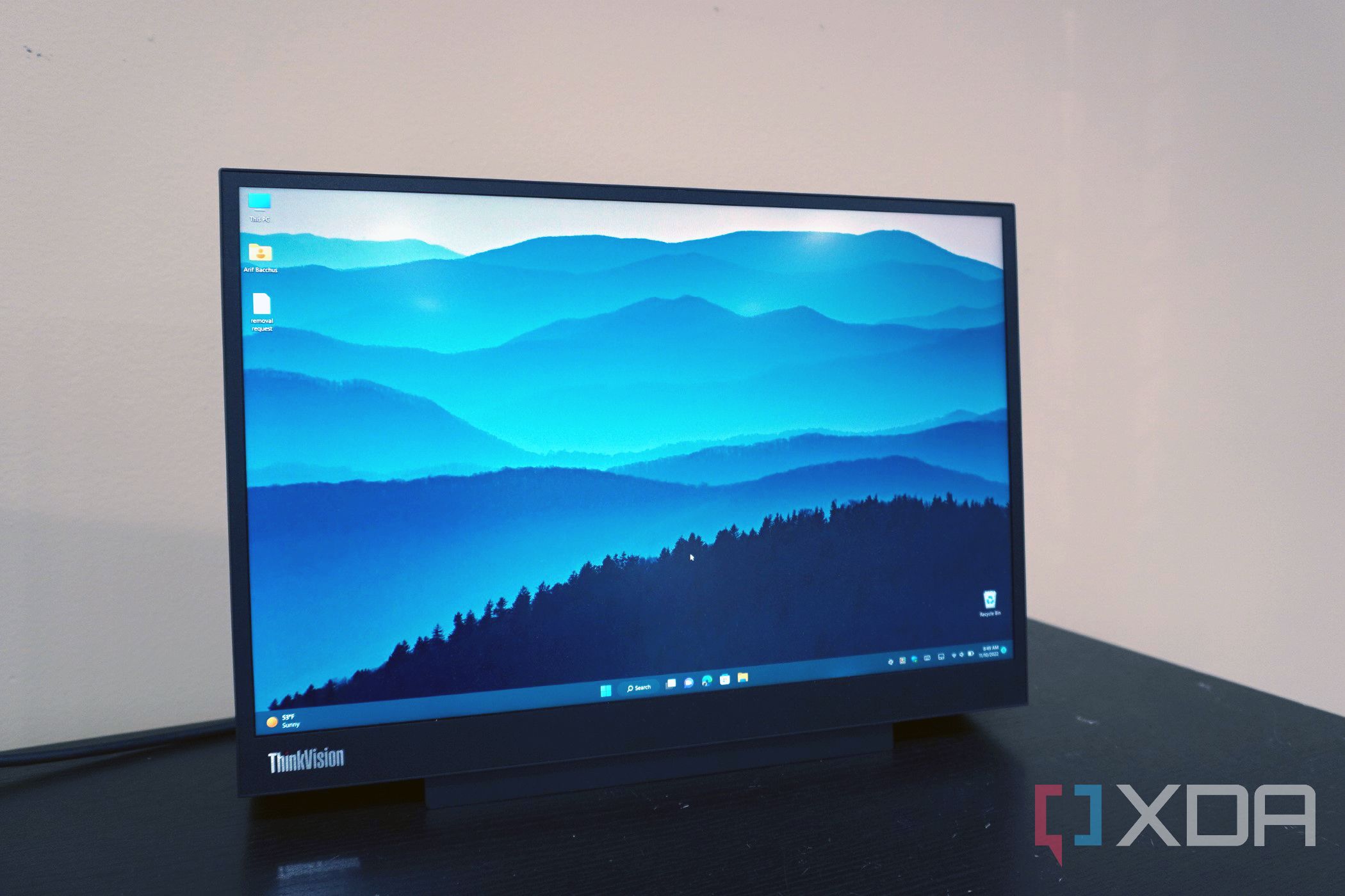 Lenovo ThinkVision M14d review: Is this great portable