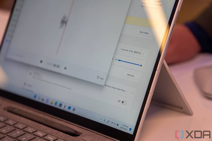 Demo of noise reduction on Surface Pro 9 with pen in keyboard