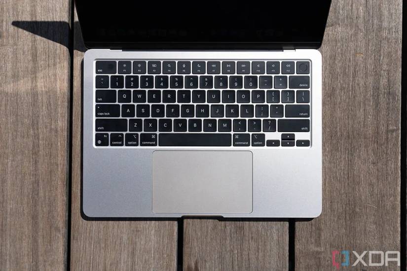 MacBook Air M2 Vs MacBook Air M1 What s Different In The New Model macbook-air-m2-vs-macbook-air-m1-what-s-different-in-the-new-model