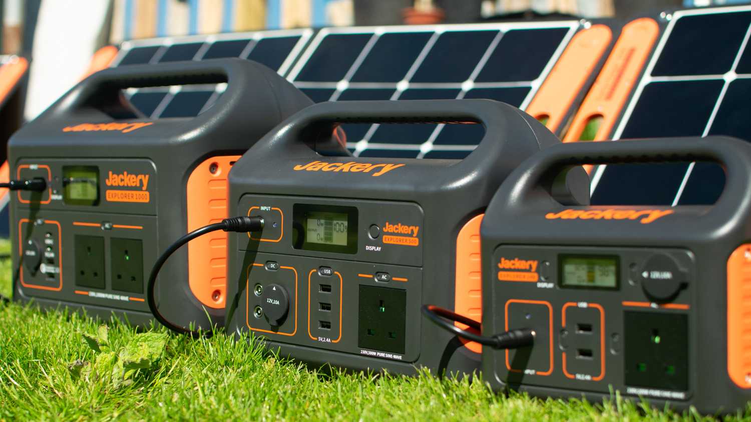 Jackery Solar Generator 500 and Solar Generator 1000