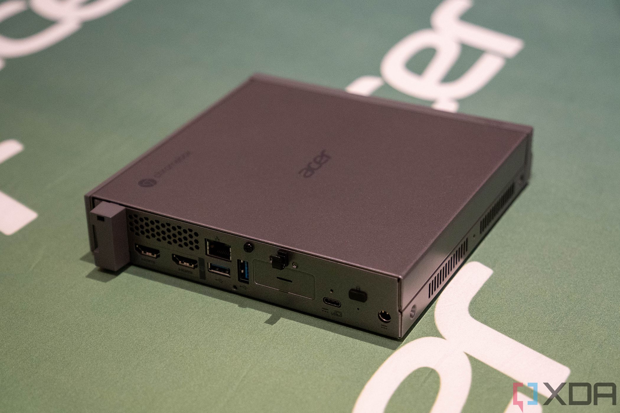 ミニPC acer chromebox Acer Chromebox Mini fanless mini PC with Intel Jasper Lake