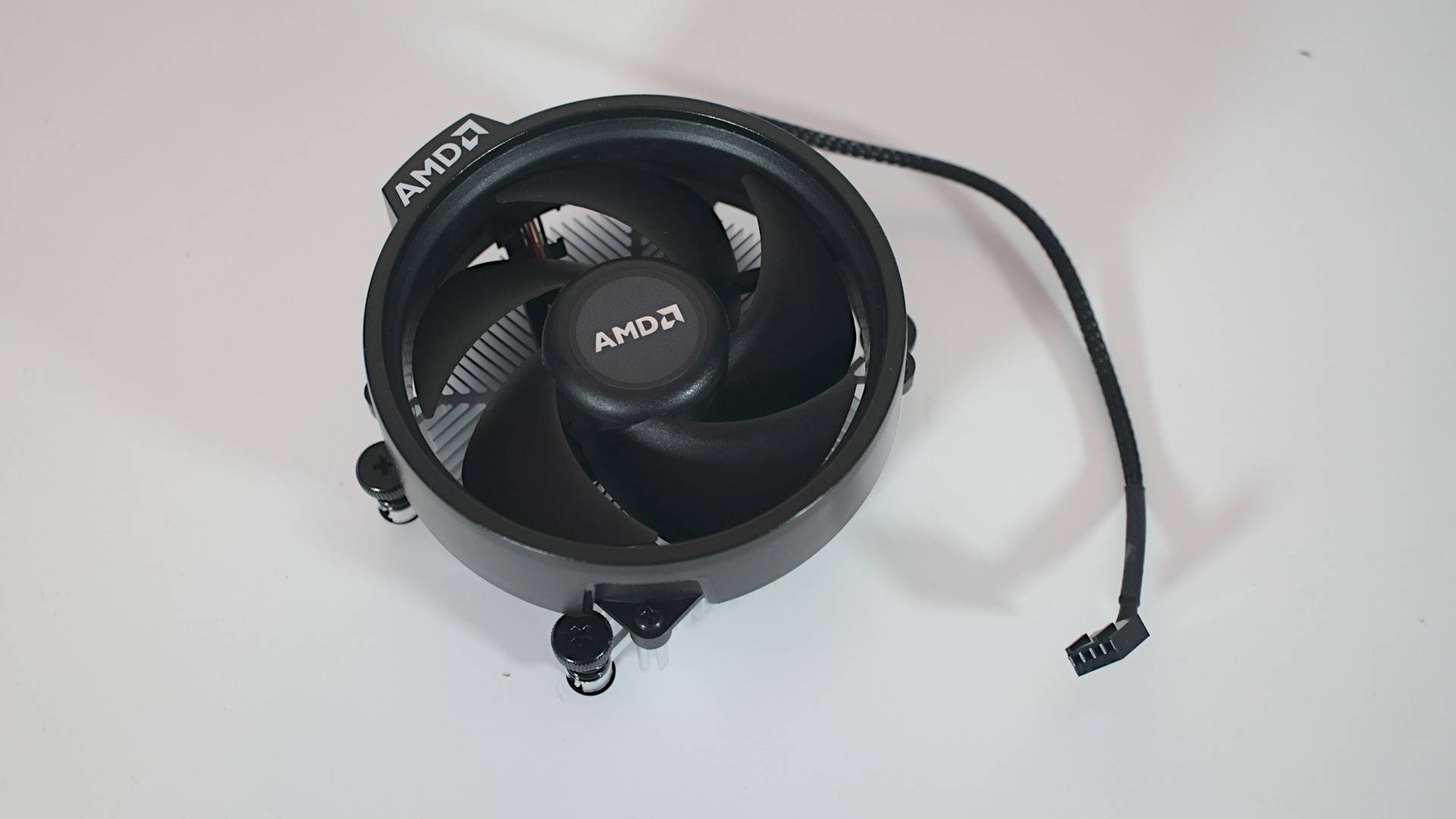 AMD Ryzen 5 7600