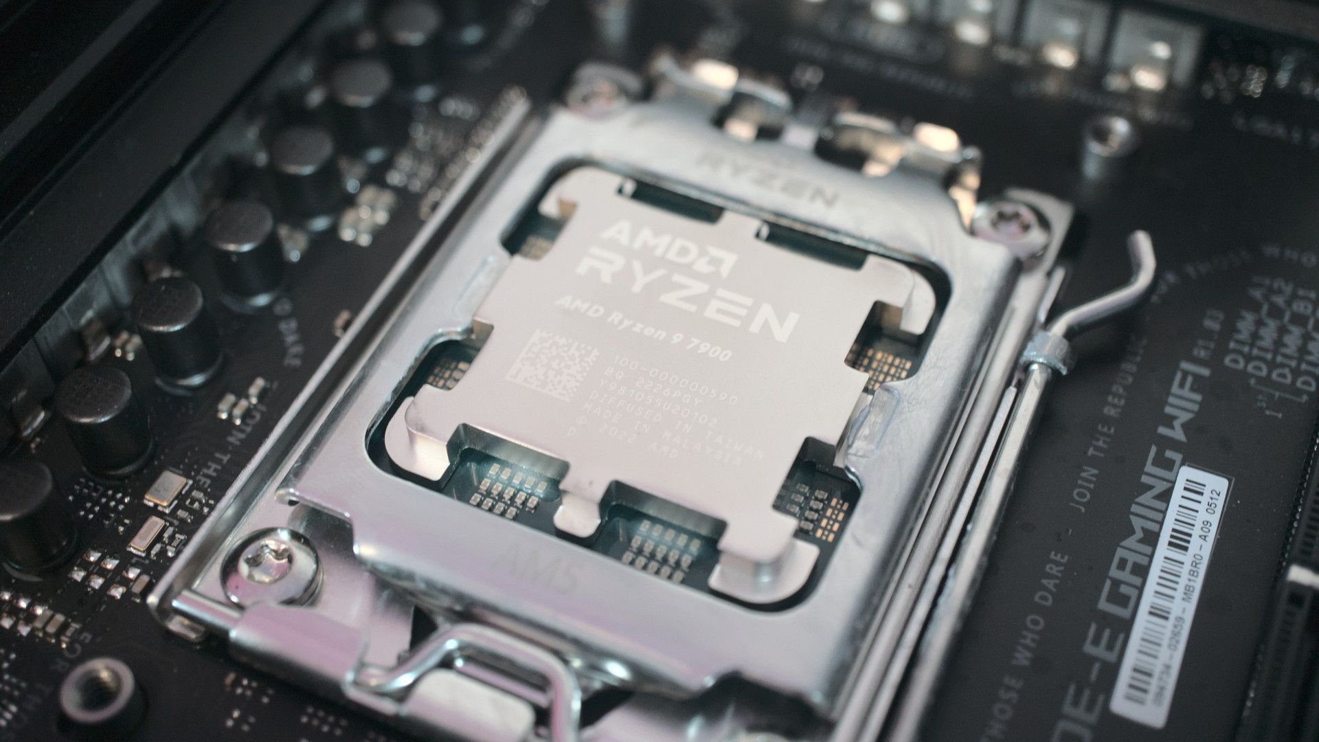 AMD Ryzen 9 7900 review: This CPU just made the 7900X obsolete