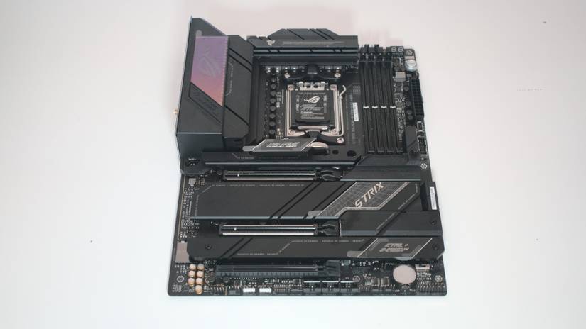 ASUS ROG Strix X670E-E Gaming review: One of the best AM5 motherboards ...