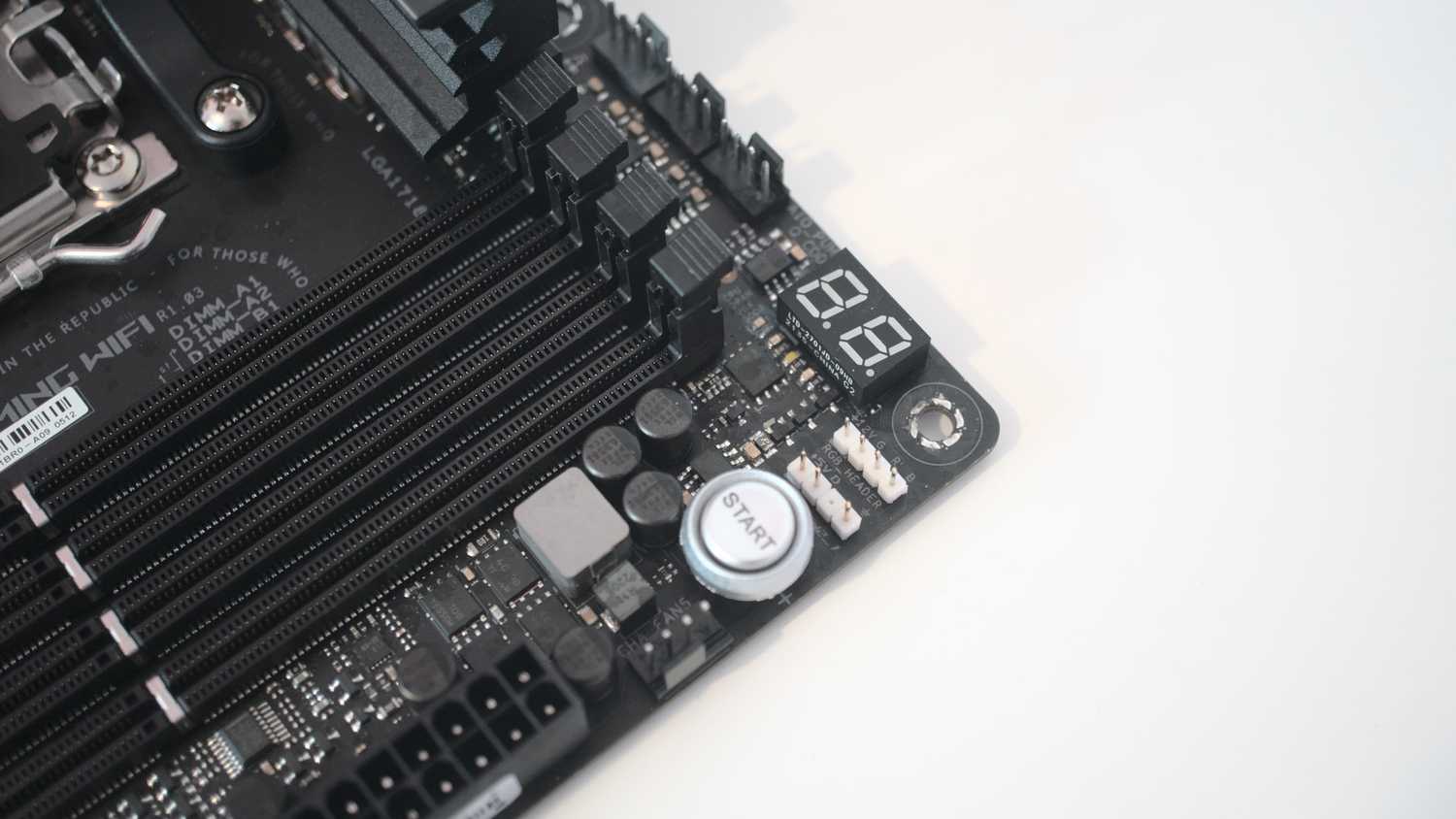 ASUS ROG Strix X670E-E Gaming WiFi motherboard