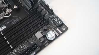 ASUS ROG Strix X670E-E Gaming WiFi motherboard