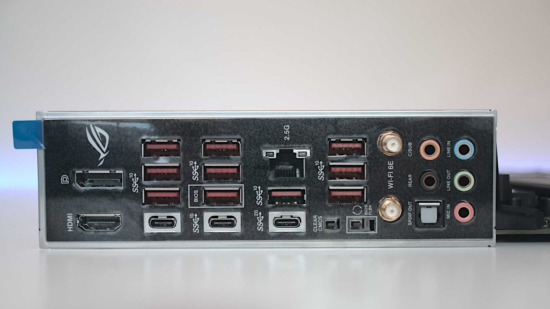 ASUS ROG Strix X670E-E Gaming WiFi