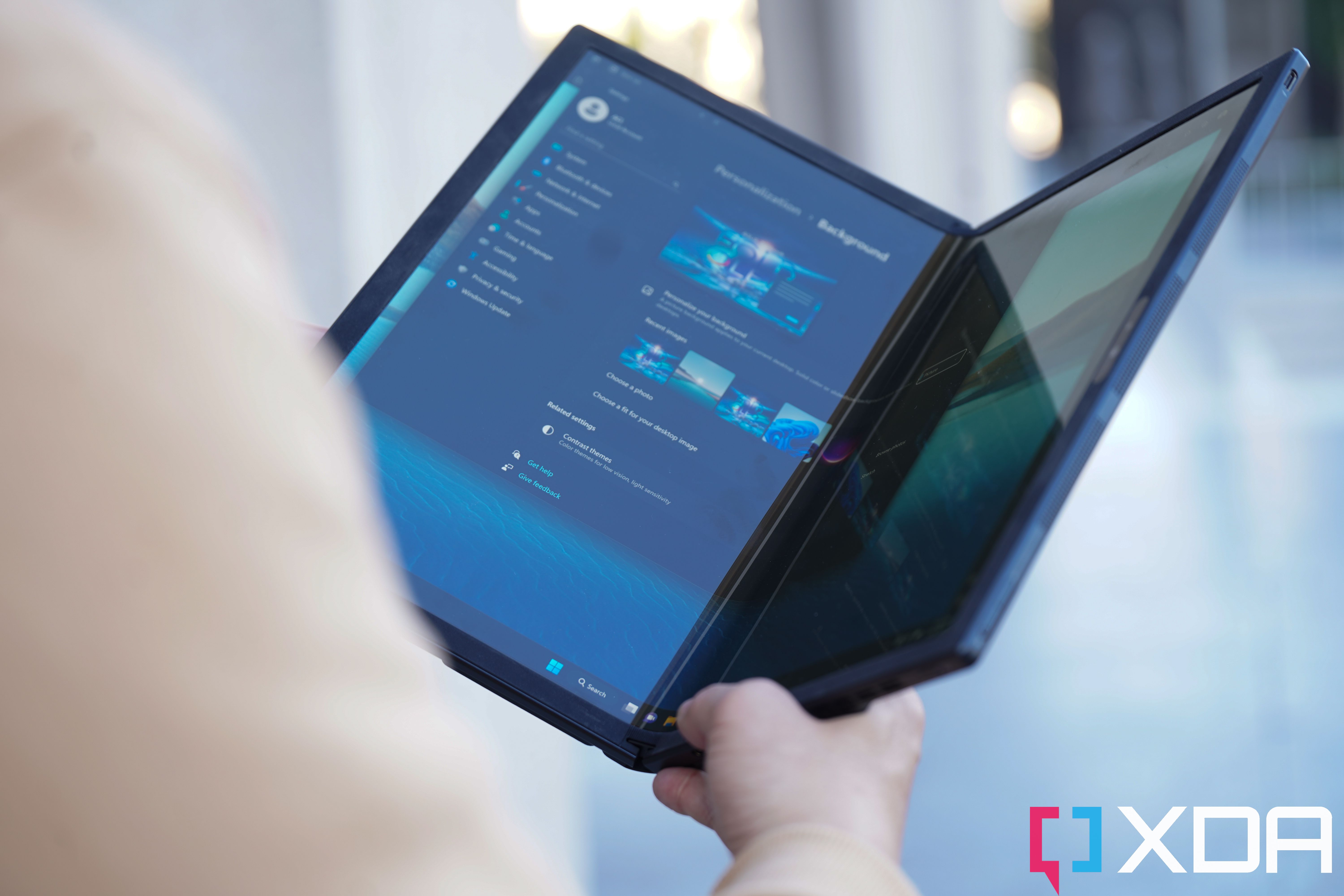 asus-zenbook-17-fold-oled-xda-