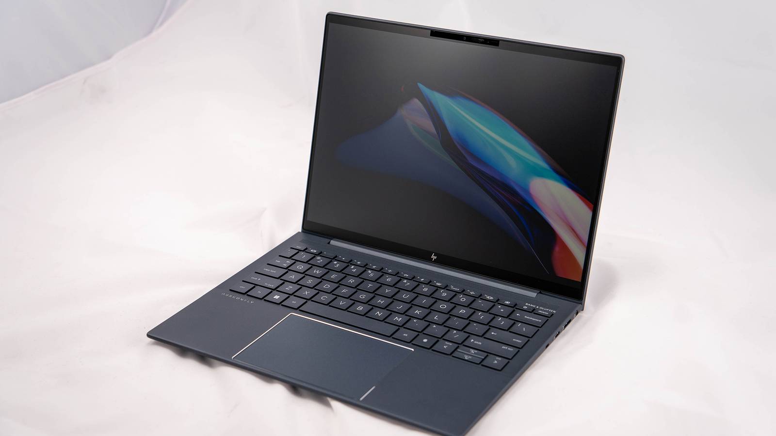 HP Dragonfly G4 4