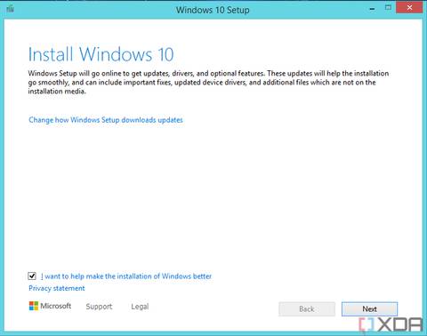 Screenshot of the Windows 10 installer running on Windows 8.1