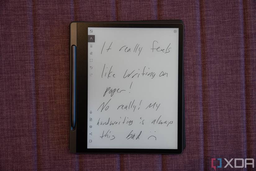 Lenovo Smart Paper 5