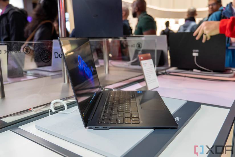 LG gram Ultraslim side view