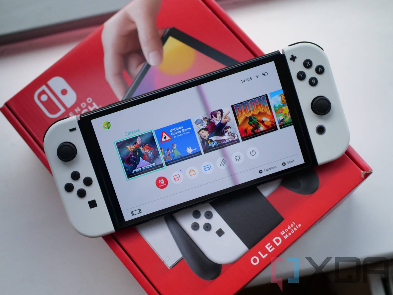 nintendo-switch-oled_1-1.jpeg?