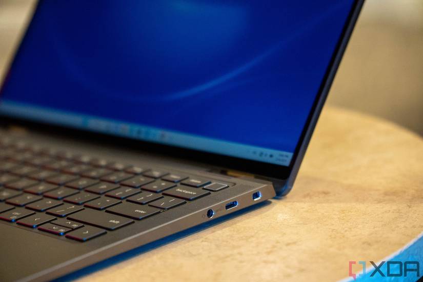 Dell Latitude 9330 2-in-1 review: Finally competing with the best