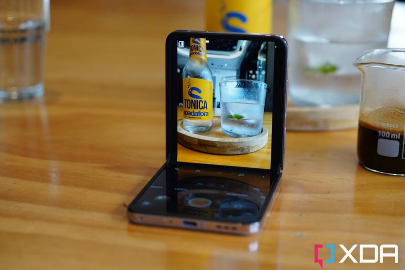 oppo-find-n2-flip-xda-findn2-flip-foldable09945
