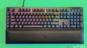 Razer Blackwidow V4 Pro Keyboard (8)