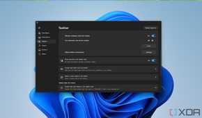 Screenshot of Start11 taskbar settings with the taskbar moved to the top of the screen