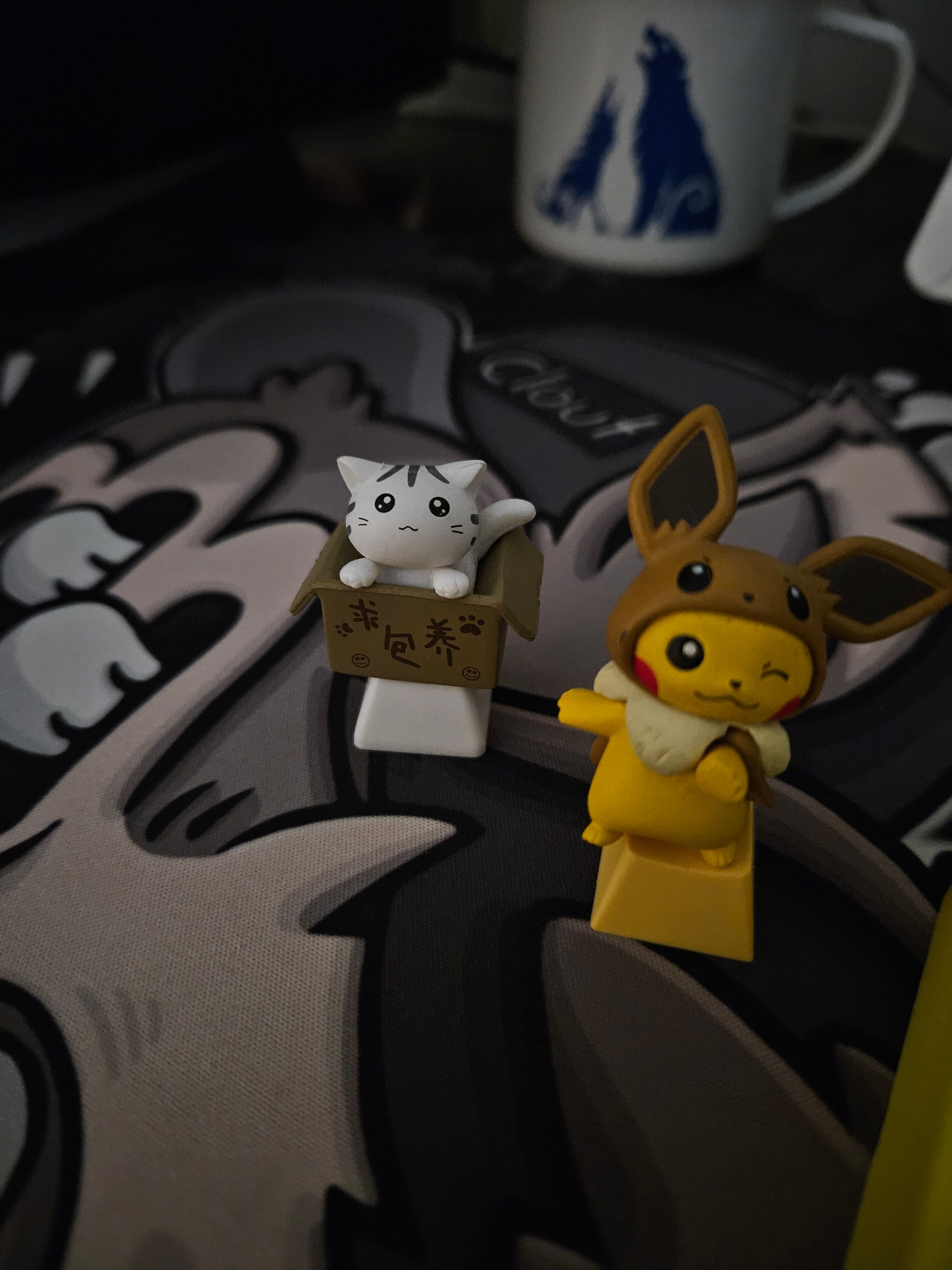 Camera sample captured using Galaxy S23 in low light and no night mode.