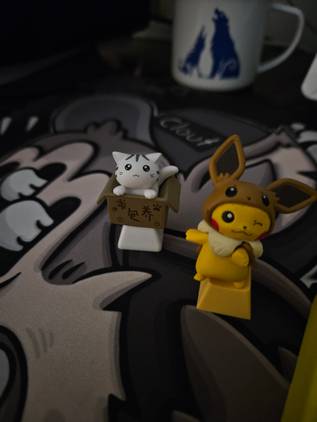 Camera sample captured using Galaxy S23 in low light and no night mode.
