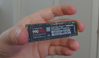 The 990 Pro in the hand of a fairly average 23 year old.