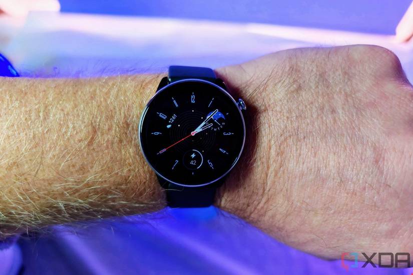 Amazfit GTR Mini on indoors