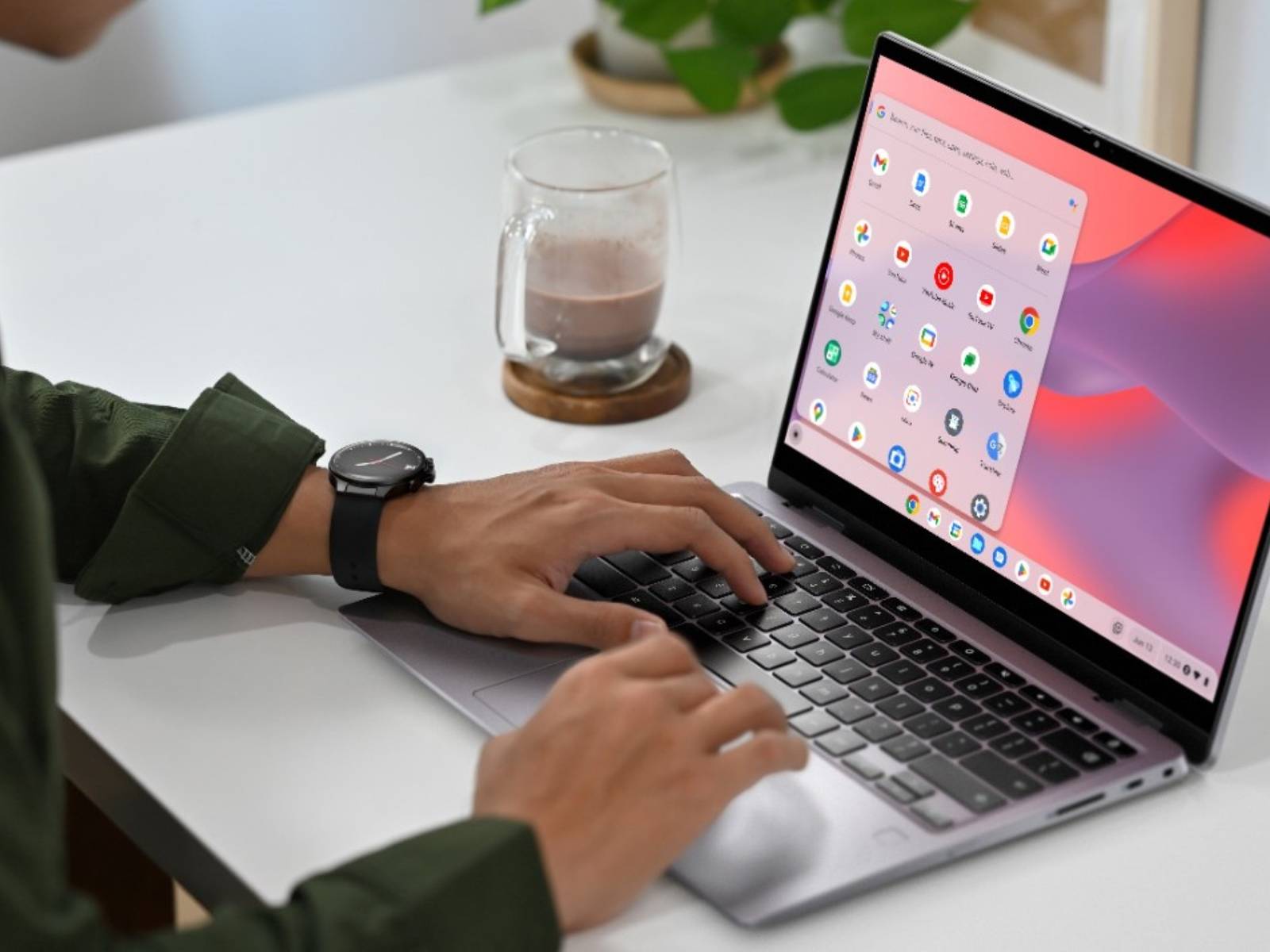 latitude-5430-chromebook-man-