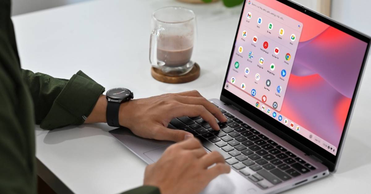 latitude-5430-chromebook-man-