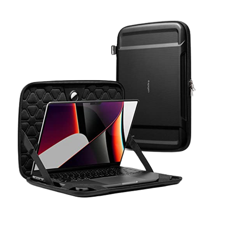 Spigen case on Macbook Air M3