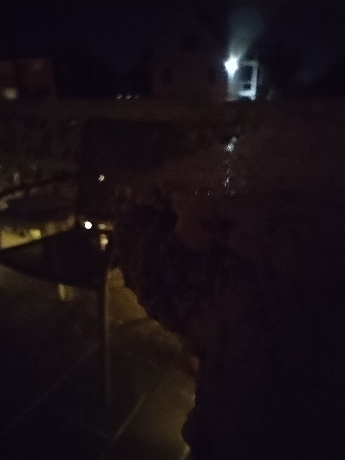 Moto G 5G (2023) night sampleIMG_20230522_211236302