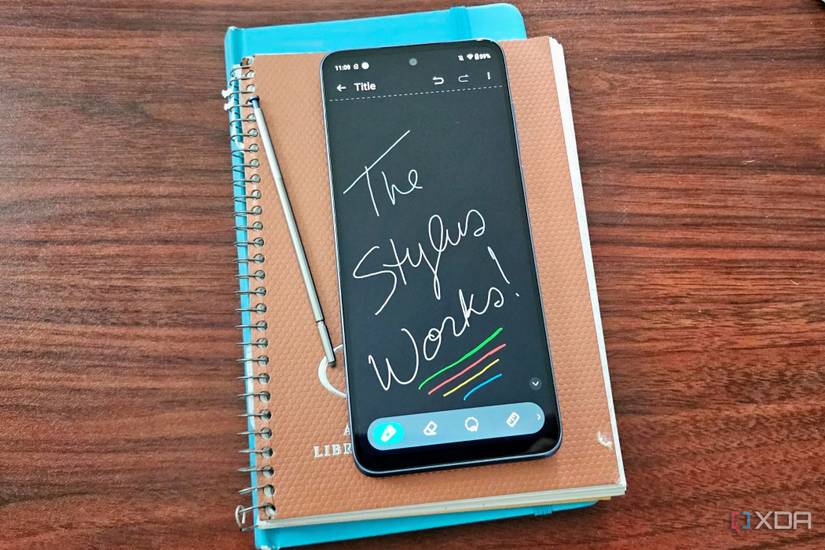 Motorola Moto G Stylus 2023 showing a note taken with the stylus